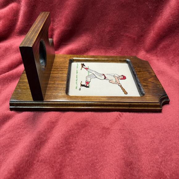 Vintage Baseball Bat & Ball Holder Wood Stand w/ Needlepoint Player Art - Picture 5 of 6